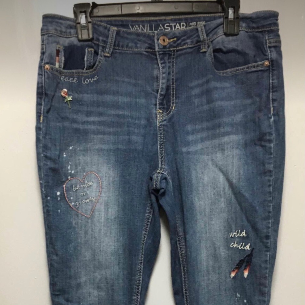 VanillaStar mid rise blue jeans size 15 in excellent condition.